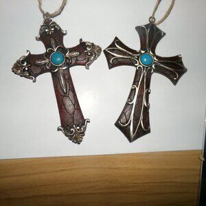 2 vintage wood crosses.